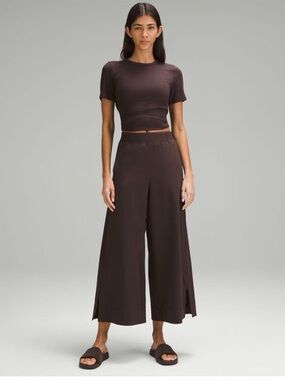 Lululemon Stretch Woven Wide Leg Crop High Rise Cropped Pant Espresso brown L